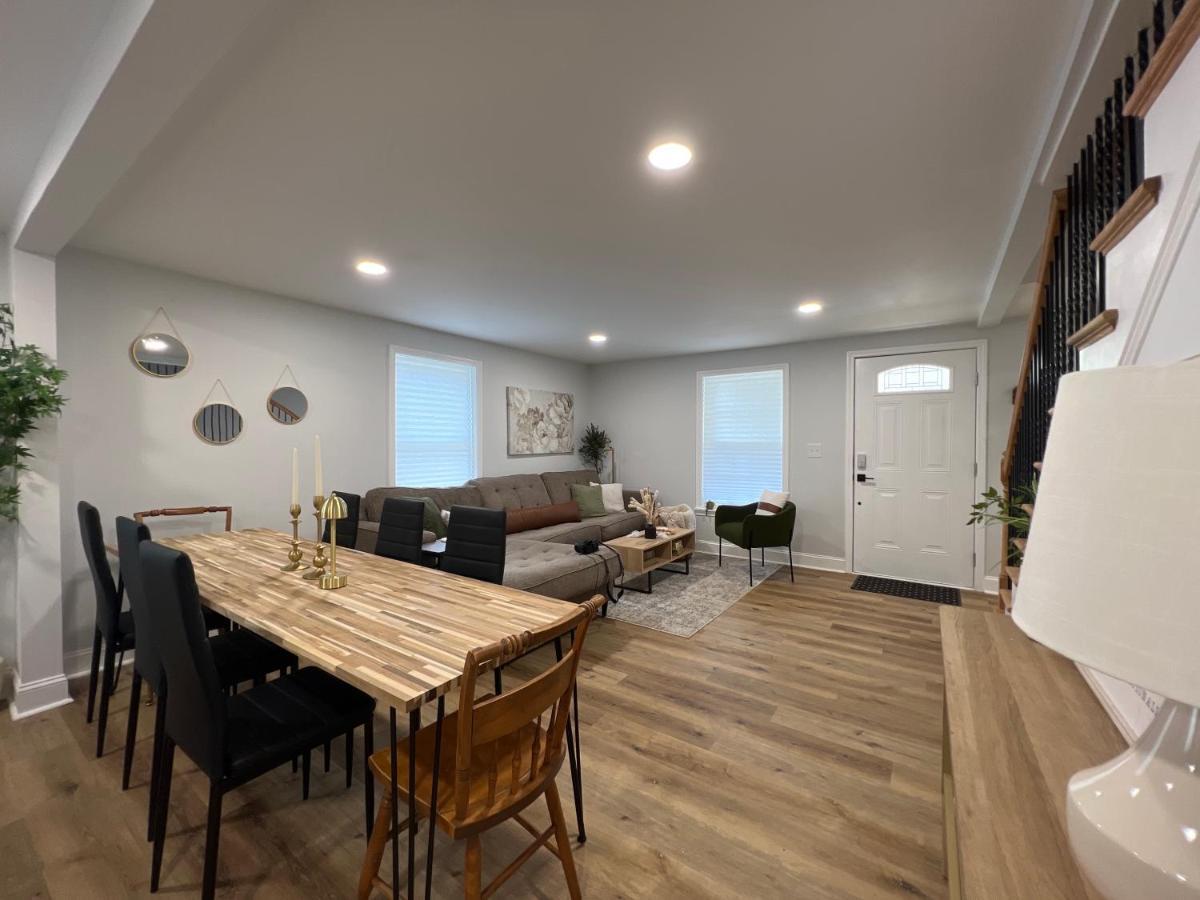 5Br 4B Huge Space With 2 Level Game Barn Грийнвил Екстериор снимка